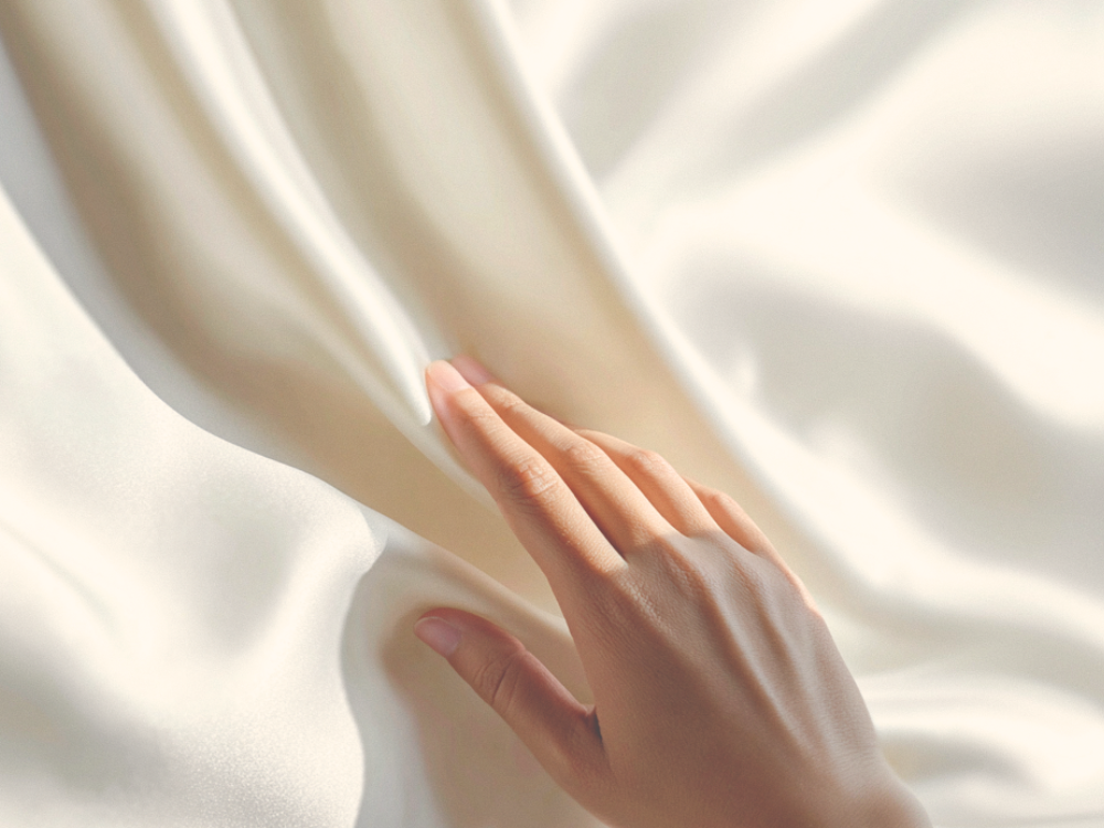 Real Silk vs Fake Silk: How to Tell If Silk Is Real (Scientific Guide)